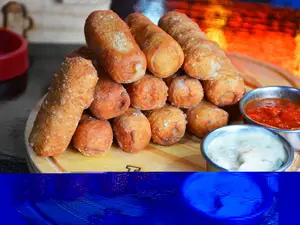 Salchipapa