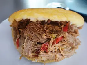 AREPA DE Pollo