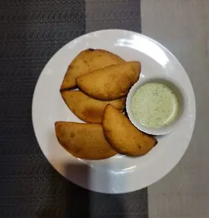 Empanada De Pollo