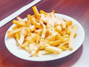 PAPAS CON CHEDAR