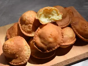 12 pasteles papa queso + salsa
