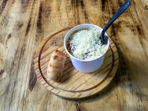 Tallarines Con Salsa Boloñesa