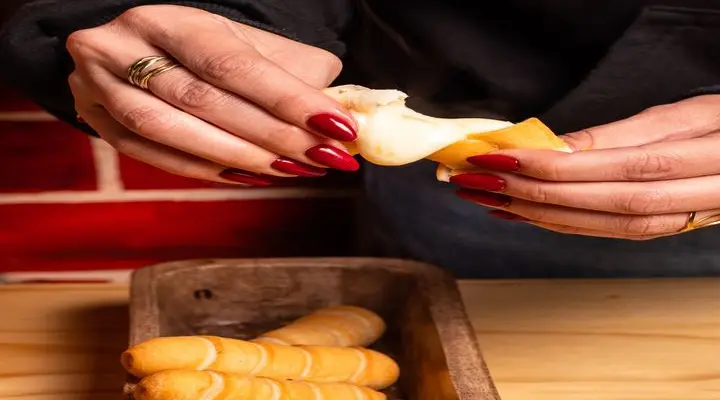 Tequeño frito de queso