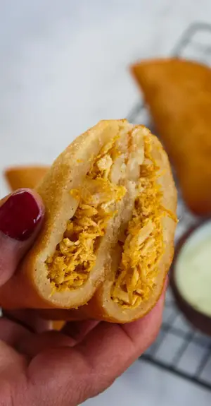 Empanada De Pollo