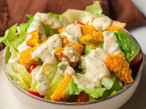 Ensalada caesar con pollo