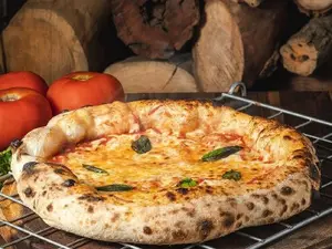Pizza grande muzarella