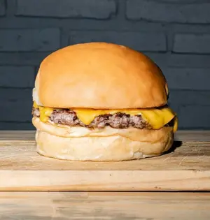 Cheeseburger simple