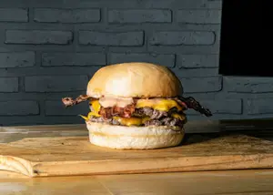 Stacker doble con papas.