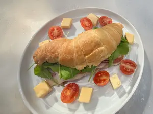 Croissant Jamón Crudo