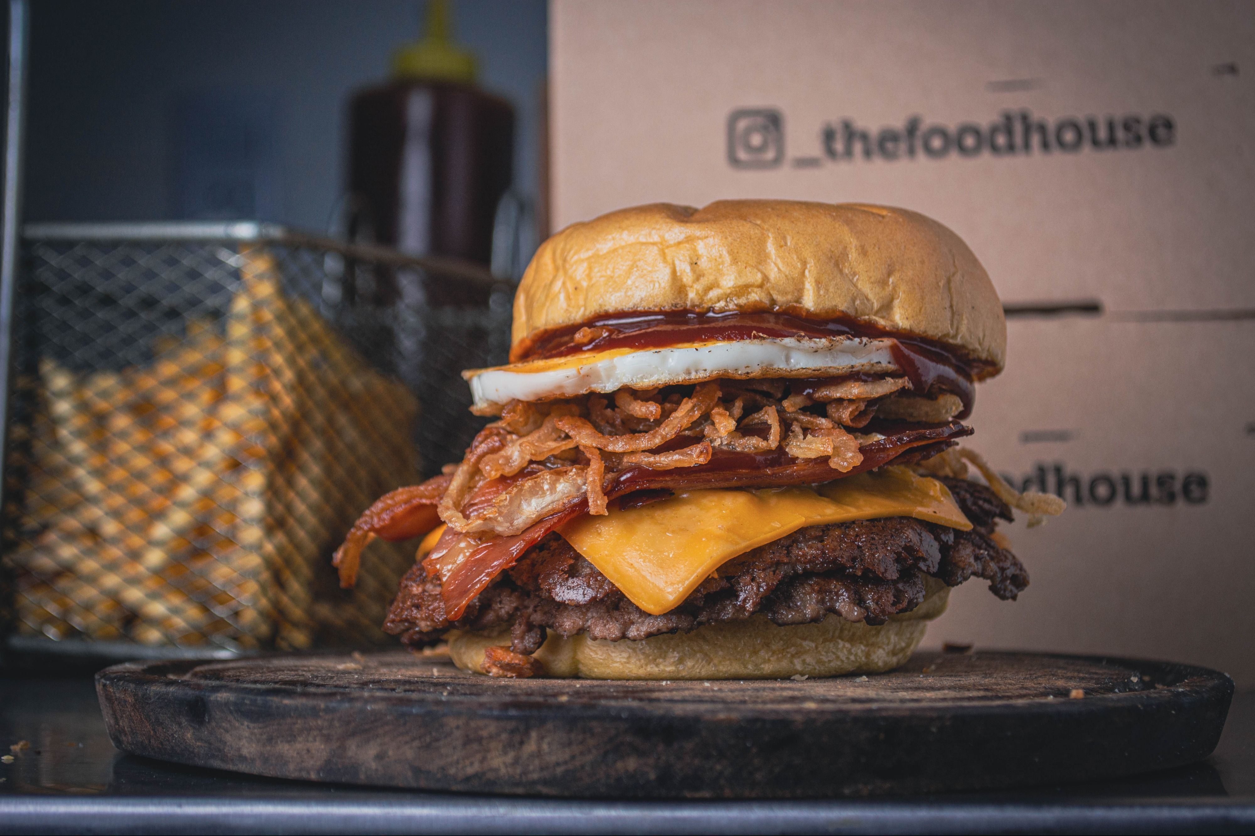 Portada de The Food House Burger Life