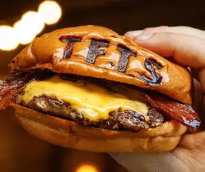 Bacon Cheeseburger