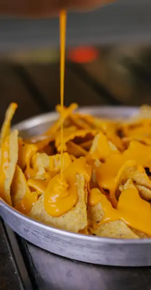 Nachos con Cheddar