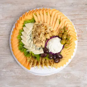 PICADA DE QUESOS CLÁSICA GRANDE (Comen 4, Pican 8)