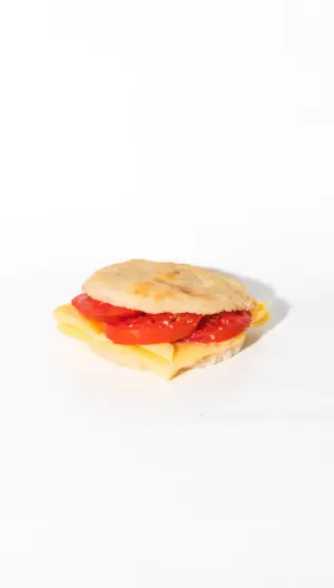 Árabe queso y tomate