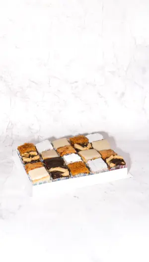 Mini cuadrados dulces por 20 unidades