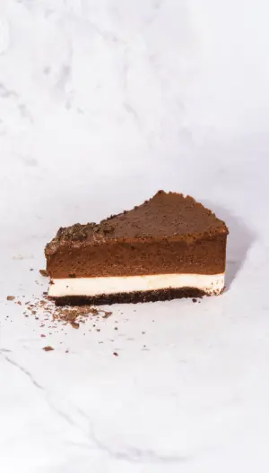 Torta mousse dos colores (porción)