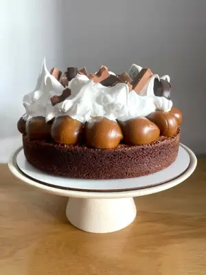 Torta Brownie con chocolates