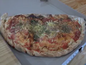 Calzone calabrés muzzarella jamon