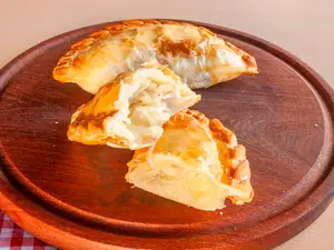 Empanada de roquefort c jamón