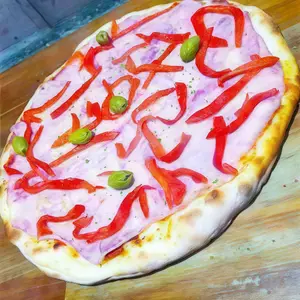 Pizza con jamón y morrones