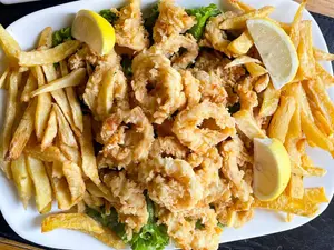Rabas a la Romana Papas Fritas