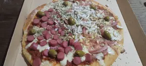 Pizza Salchicha Y Huevo