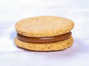 Alfajor sableé de almendras