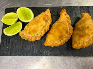 Empanada De Lomo Saltado X2