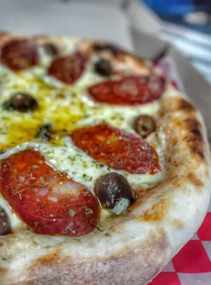Pizza cantimpalo