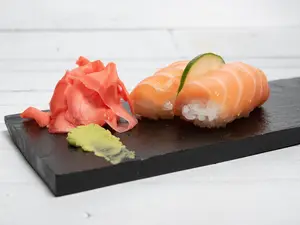 Niguiris de salmón (x2)
