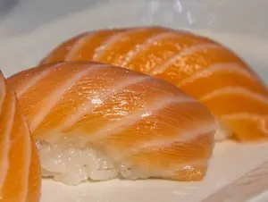 Niguiri de salmón