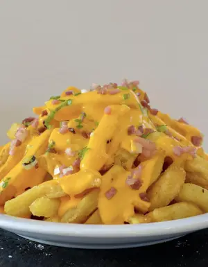 Papas con cheddar