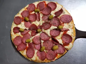 Pizza de calabresa
