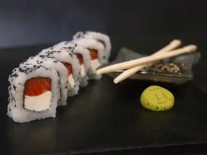 Phila roll X 9