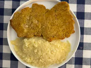Suprema de pollo + guarnición