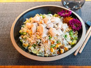 Chow fan pollo