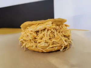 Arepa De Pollo