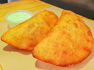 Empanada de queso blanco