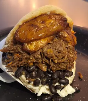 Arepa pabellón