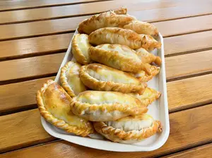 Empanadas De Pollo X2 Un.