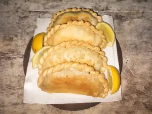 Empanada De Pollo Horno