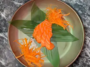 Sashimi X 6