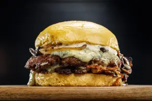 Blue cheese doble burger
