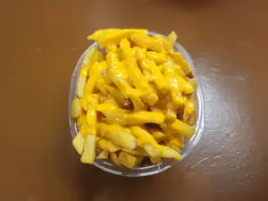 Fritas con cheddar