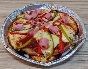 Pizza Jamón Y Morrones