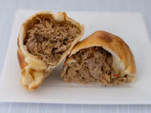 2 Empanadas XL a elección