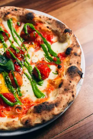 Pizza pomodorini