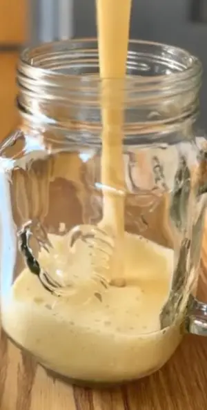 Licuado de durazno y naranja