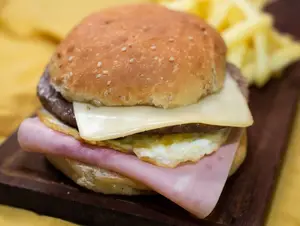 Combo hamburguesa jqh