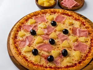 Pizza jamón y ananá